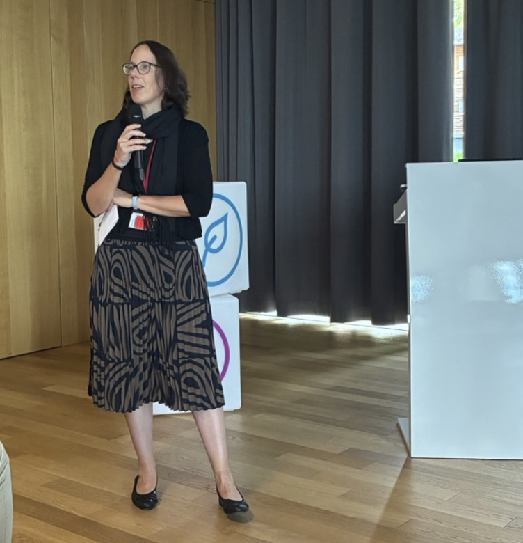 Christina Roth beim Vortrag